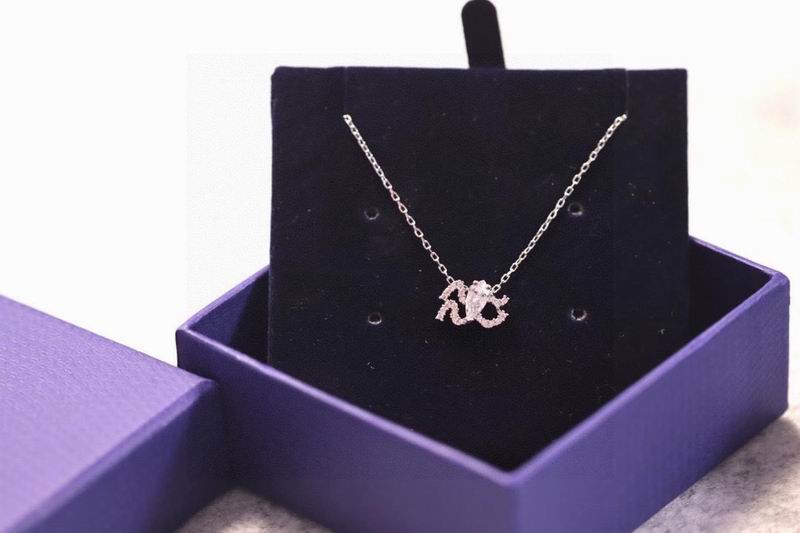 Swarovski Necklace 01lyr44 (1)